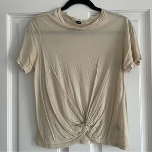Monrow t shirt light sage green with crop length tie front design